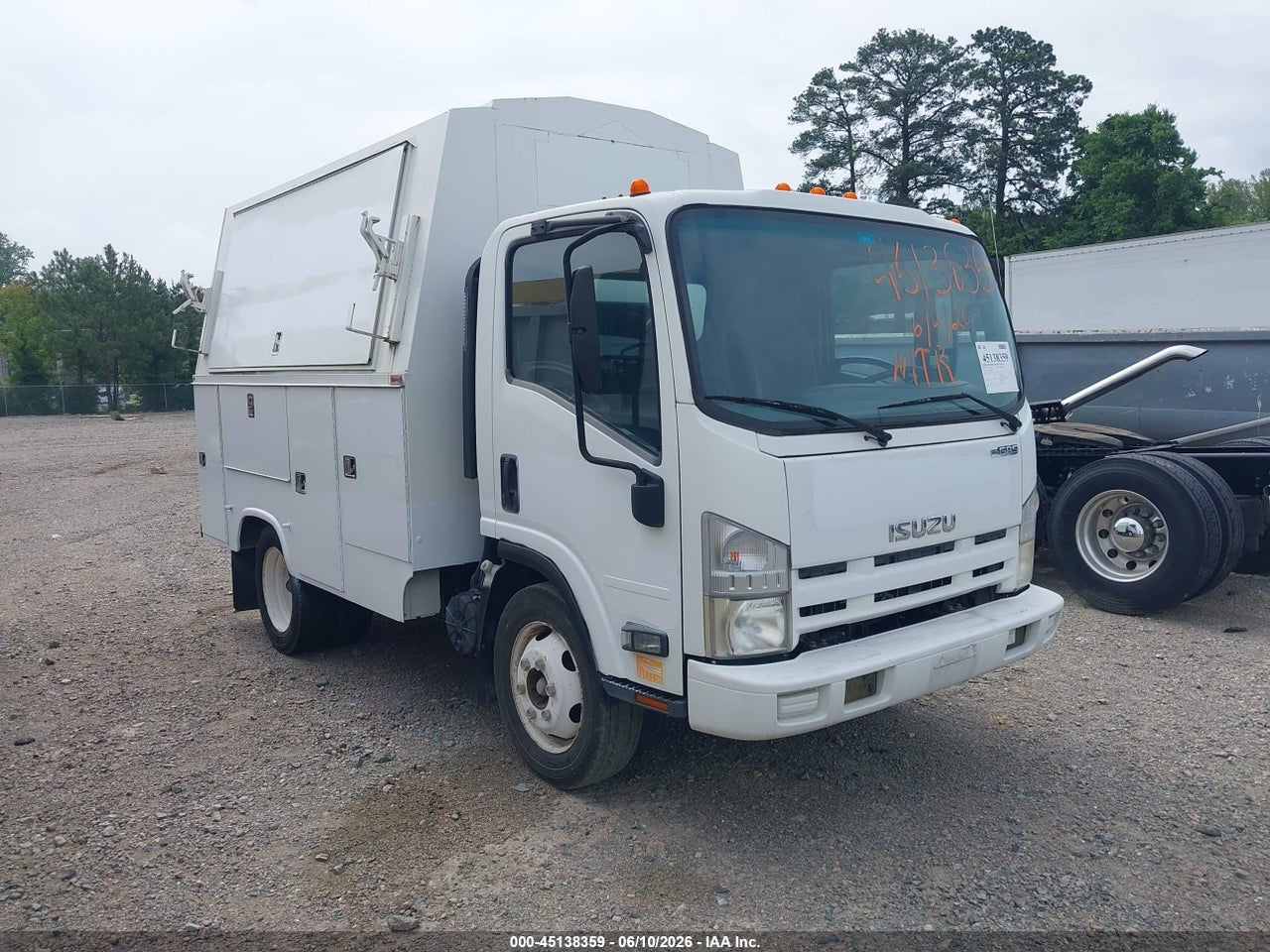 54DC4W1B1ES****** · 2014 ISUZU NPR GAS REG