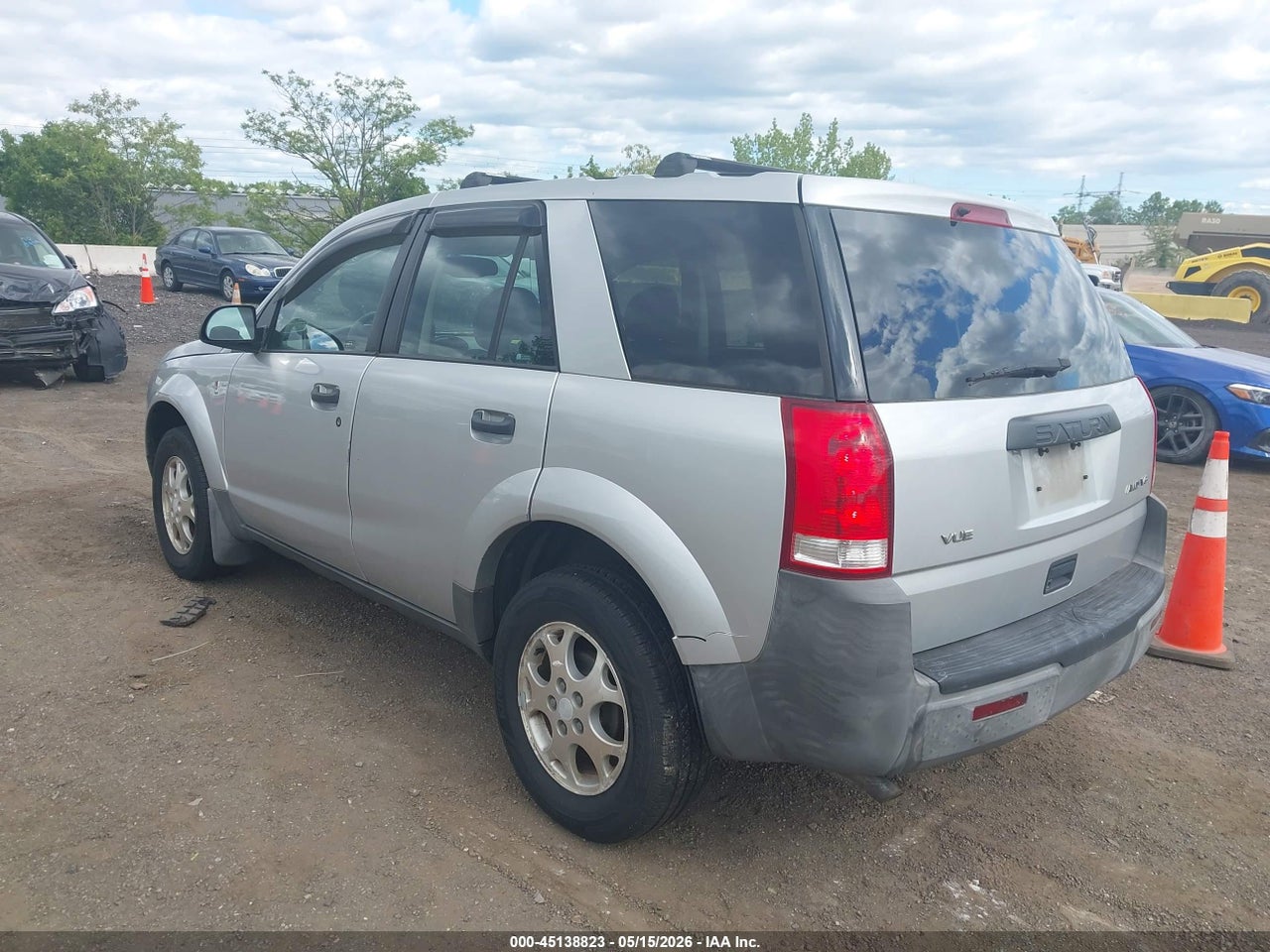 2003 SATURN VUE V6 · 6/11