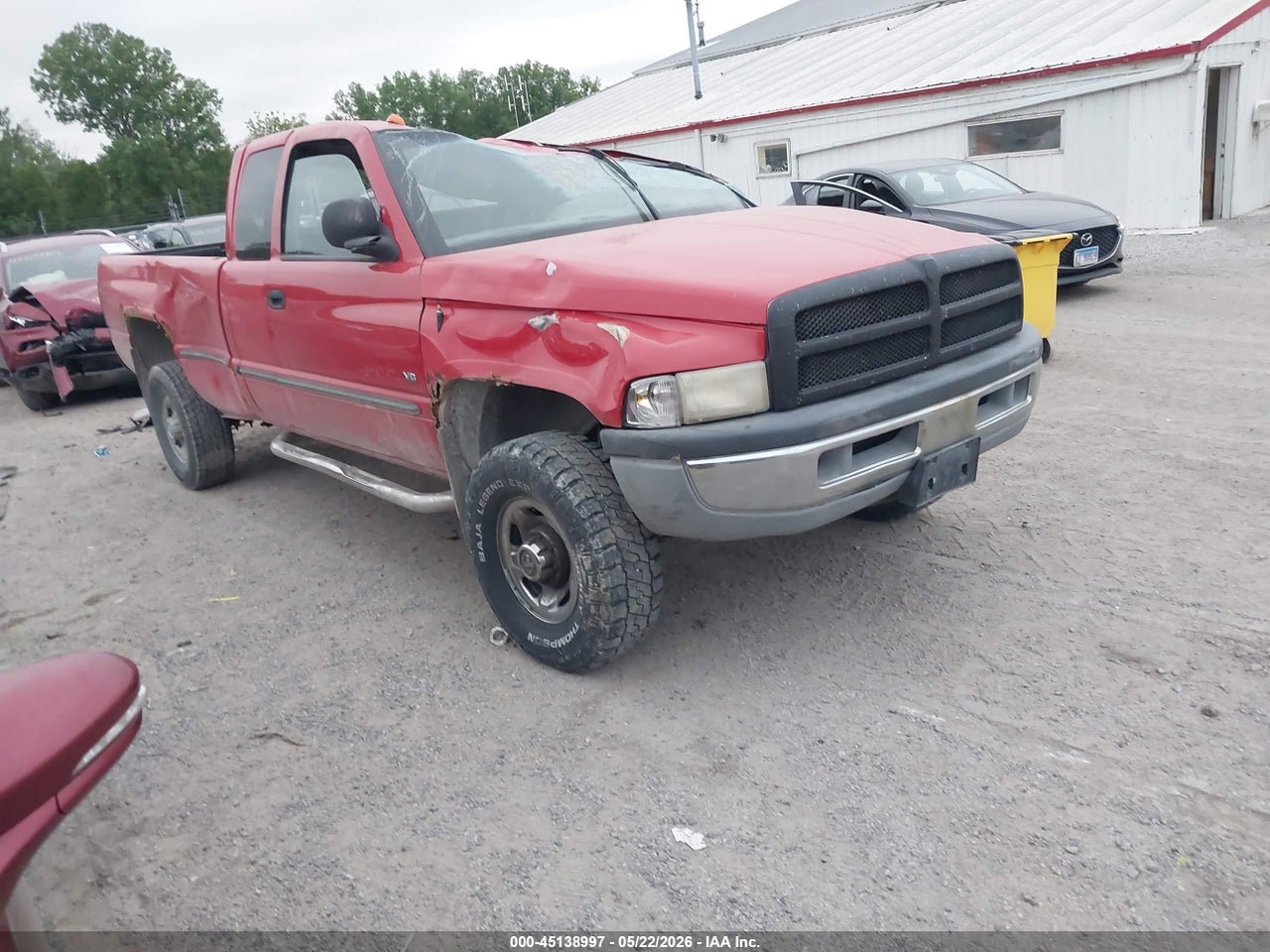 1B7KF23Z4WJ****** · 1998 DODGE RAM 2500 ST