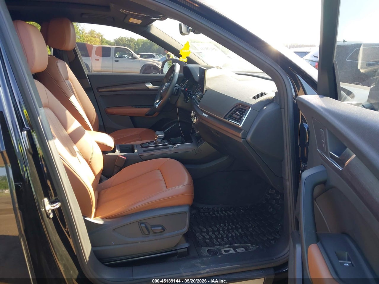 2021 AUDI Q5 PREMIUM 45 TFSI QUATTRO S TRONIC · 5/11