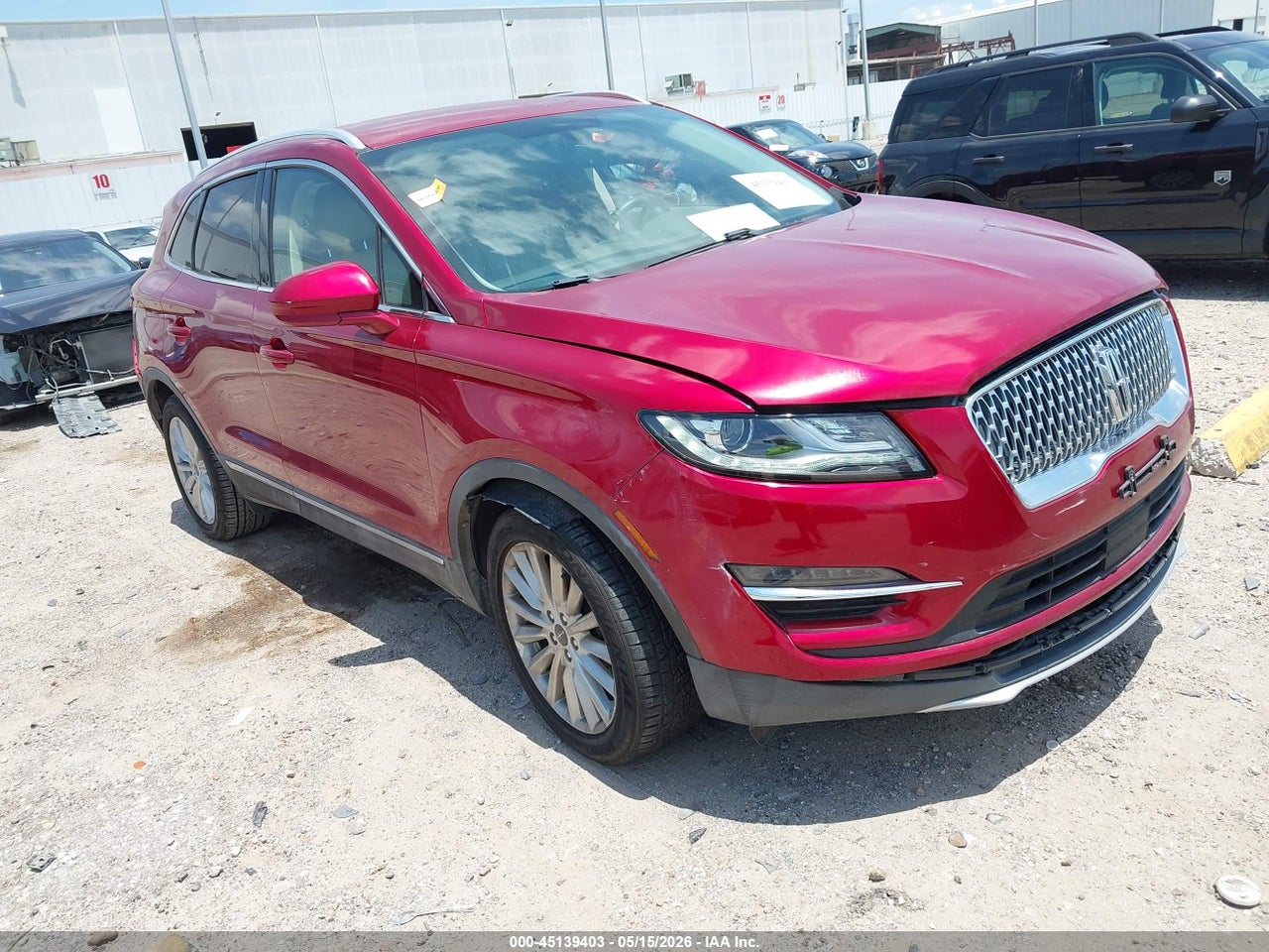 5LMCJ1C9XKU****** · 2019 LINCOLN MKC STANDARD