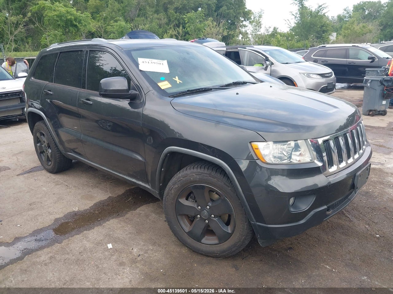 1J4RR4GG1BC****** · 2011 JEEP GRAND CHEROKEE LAREDO