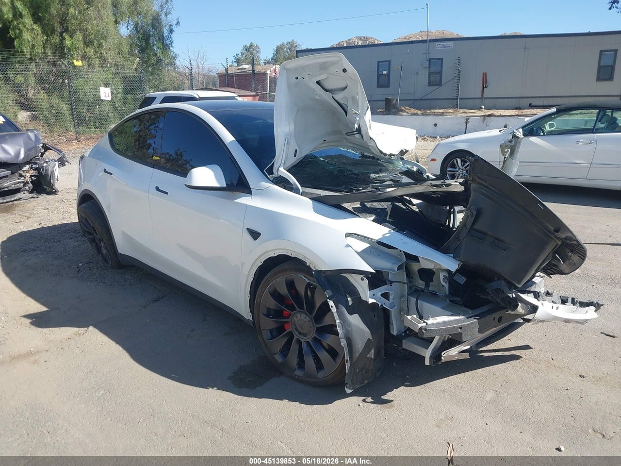 7SAYGDEF6RF****** · 2024 TESLA MODEL Y PERFORMANCE DUAL MOTOR ALL-WHEEL DRIVE