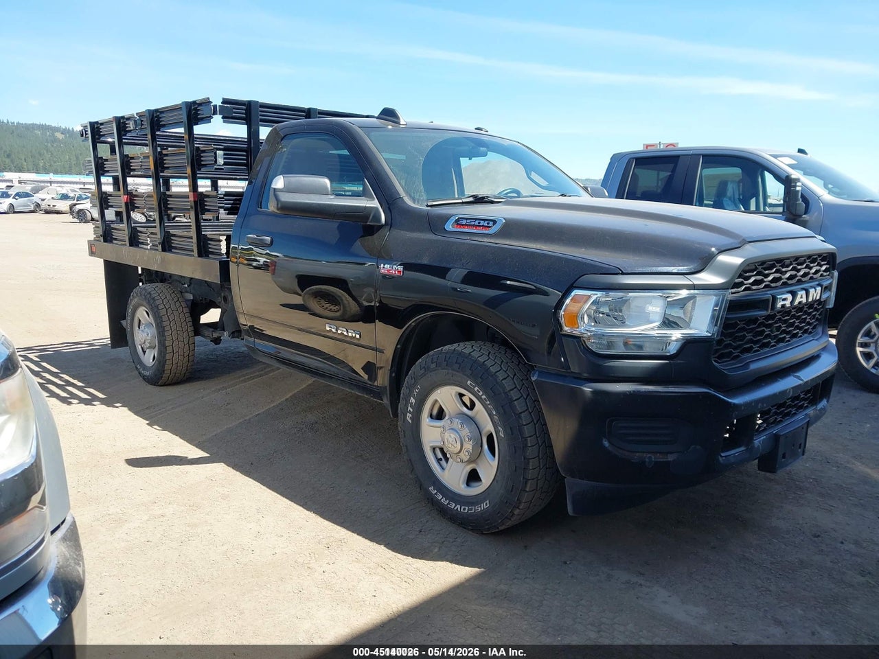 3C7WR2AJ8KG****** · 2019 RAM 3500 TRADESMAN  4X2 8' BOX