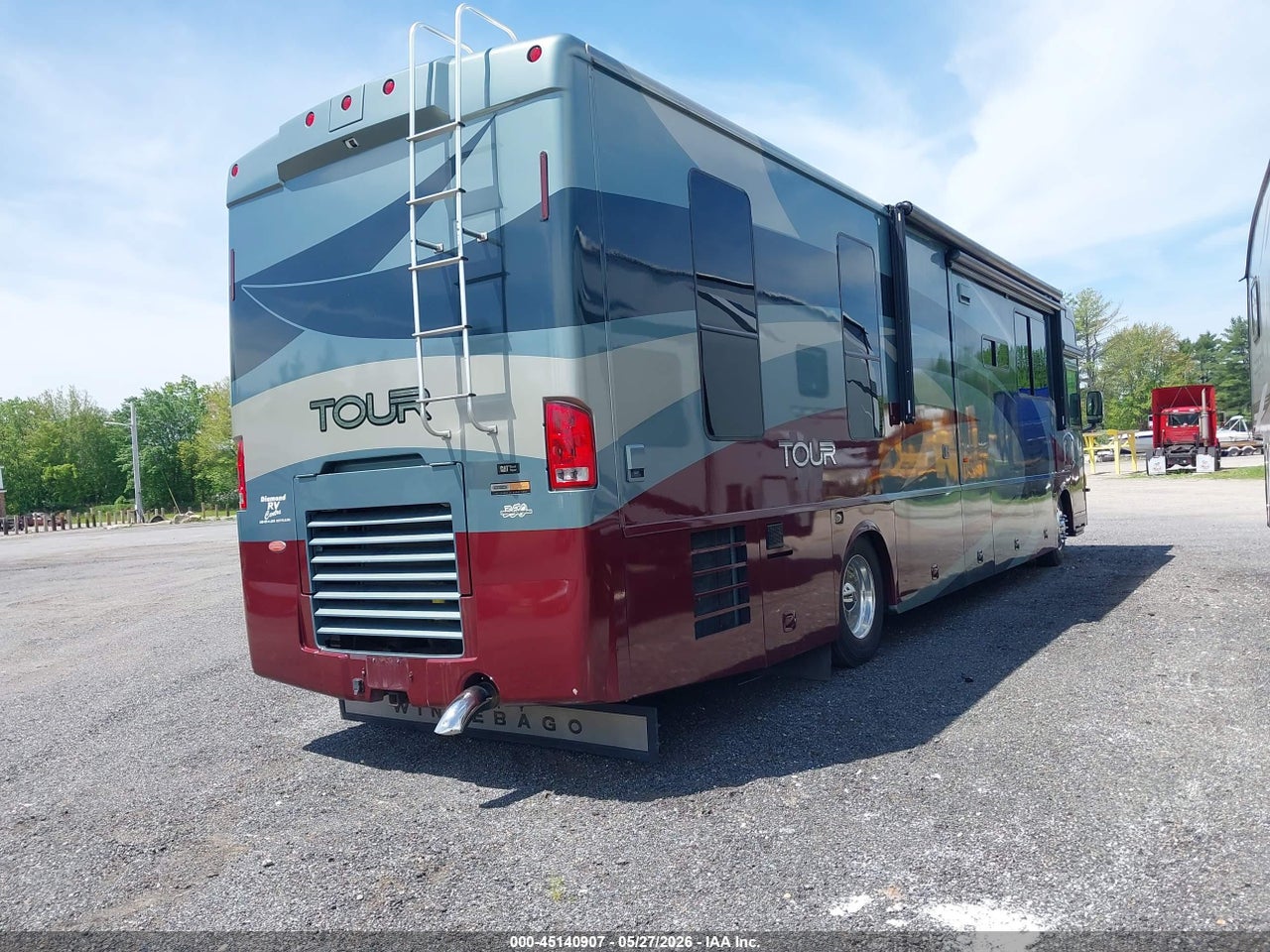 2006 FREIGHTLINER CHASSIS X LINE MOTOR HOME · 4/11