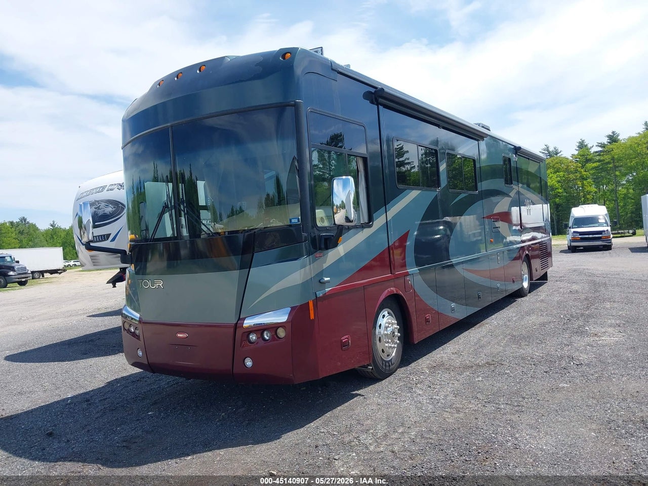 2006 FREIGHTLINER CHASSIS X LINE MOTOR HOME · 2/11