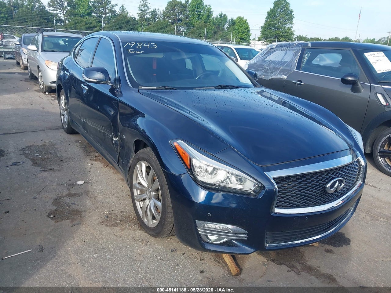 JN1BY1AP2JM****** · 2018 INFINITI Q70 3.7 LUXE