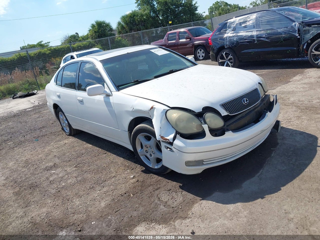 JT8BH68X5Y0****** · 2000 LEXUS GS 400