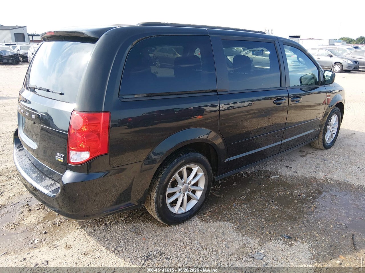 2016 DODGE GRAND CARAVAN SXT · 4/11