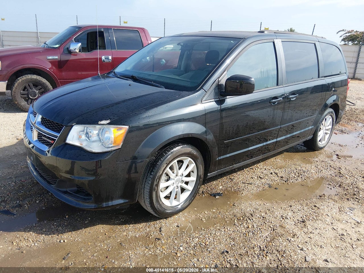 2016 DODGE GRAND CARAVAN SXT · 2/11
