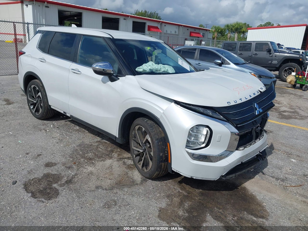 JA4J4TA82NZ****** · 2022 MITSUBISHI OUTLANDER ES 2.5 S-AWC