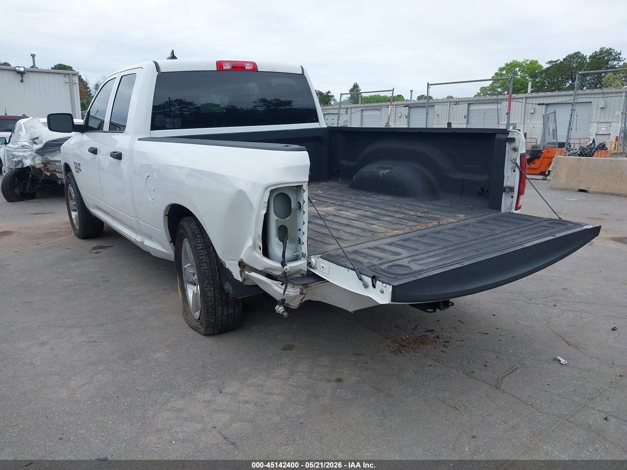 2019 RAM 1500 CLASSIC EXPRESS  4X4 6'4 BOX · 3/11