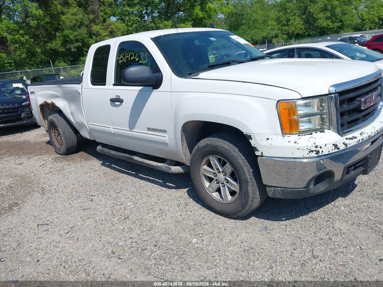 1GTR2VE02BZ****** · 2011 GMC SIERRA 1500 SLE