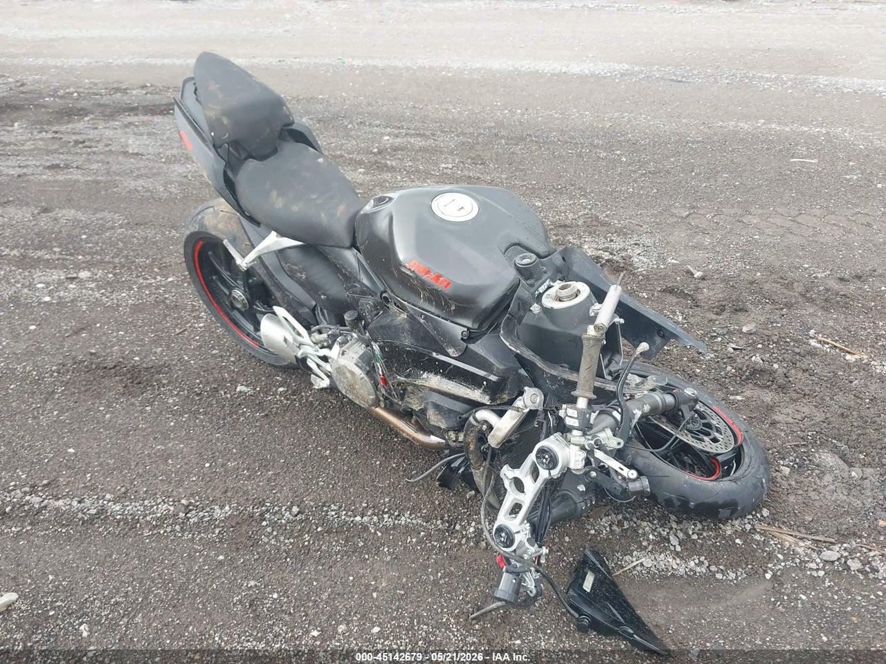 ZDMHAATW8SB****** · 2025 DUCATI PANIGALE V2