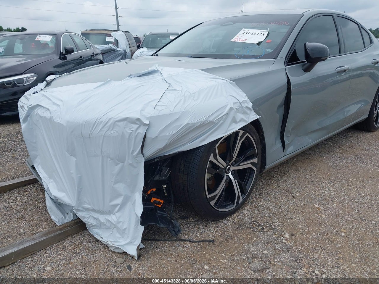 2024 VOLVO S60 B5 CORE DARK THEME · 6/11