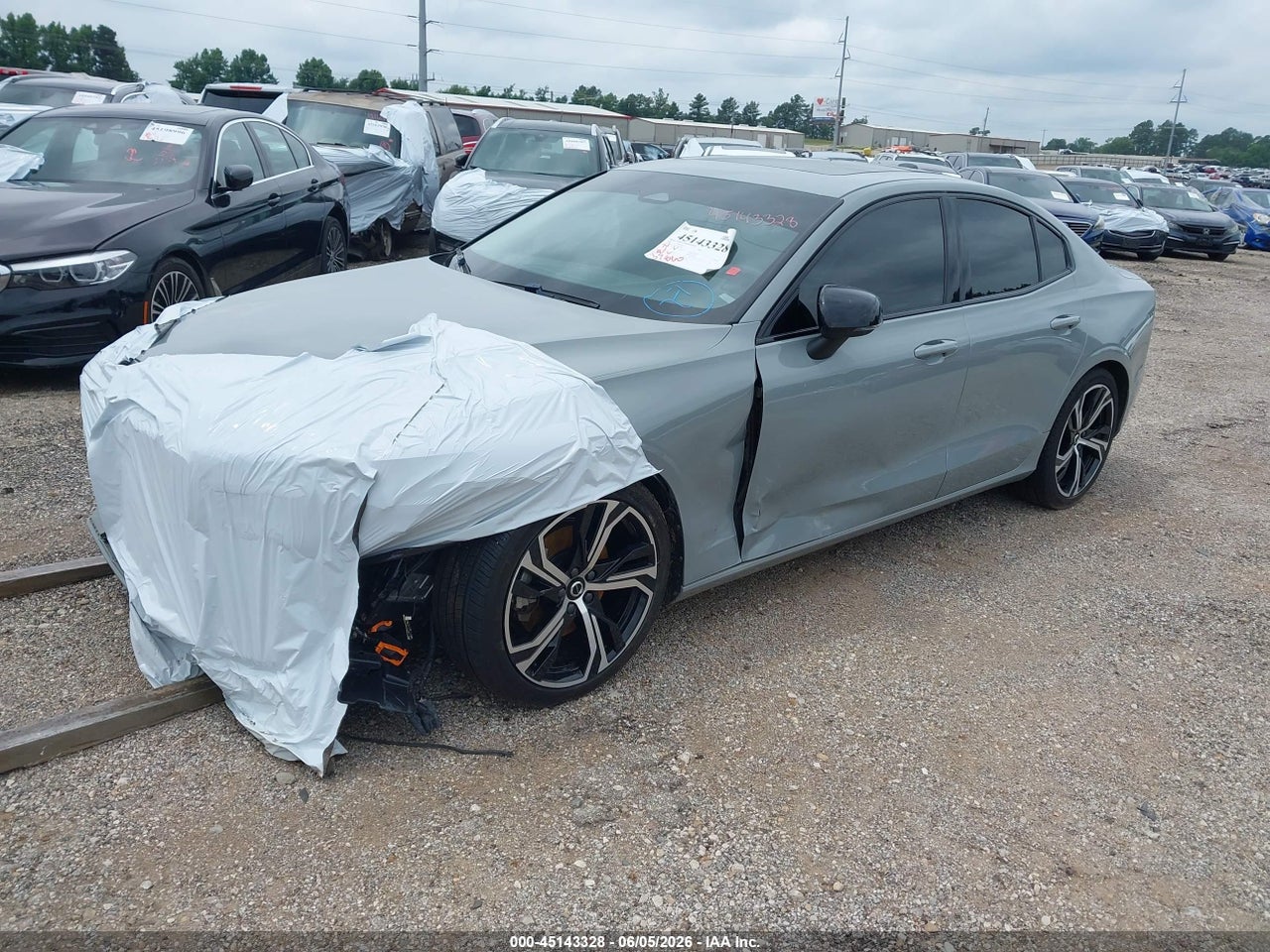 2024 VOLVO S60 B5 CORE DARK THEME · 2/11