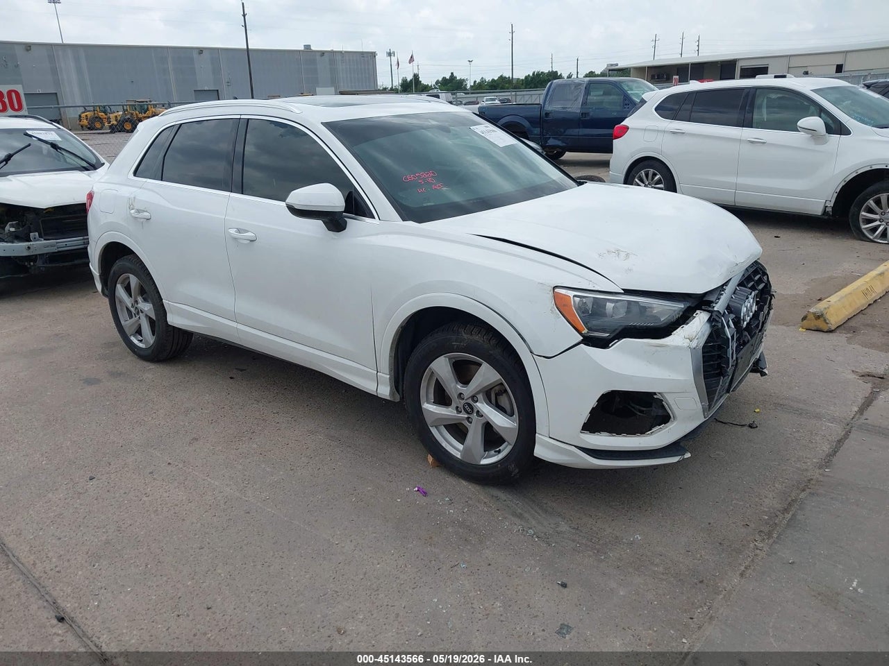 WA1AUCF34M1****** · 2021 AUDI Q3 PREMIUM 40 TFSI QUATTRO TIPTRONIC