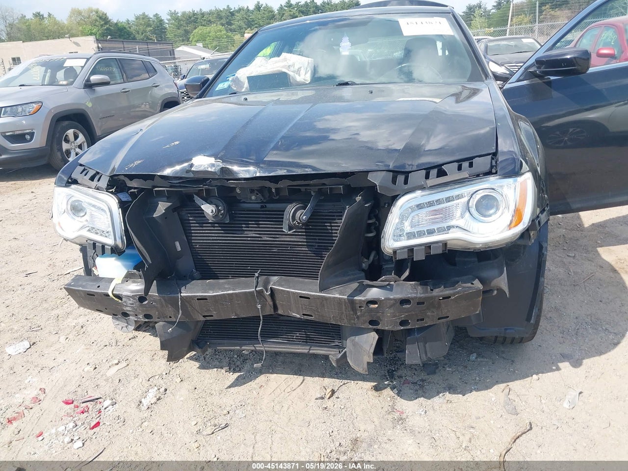 2011 CHRYSLER 300 · 6/10