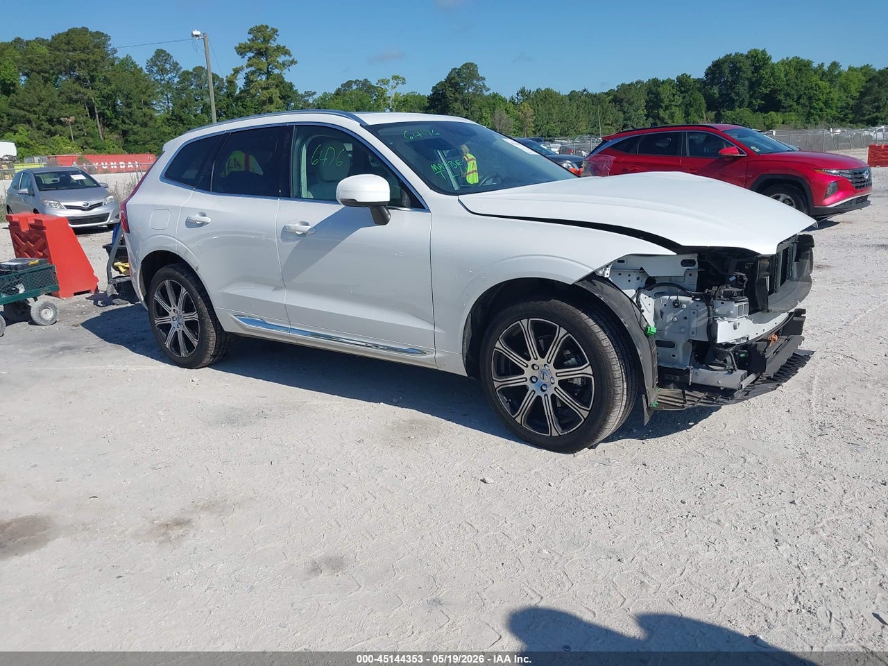 YV4102RL8M1****** · 2021 VOLVO XC60 T5 INSCRIPTION