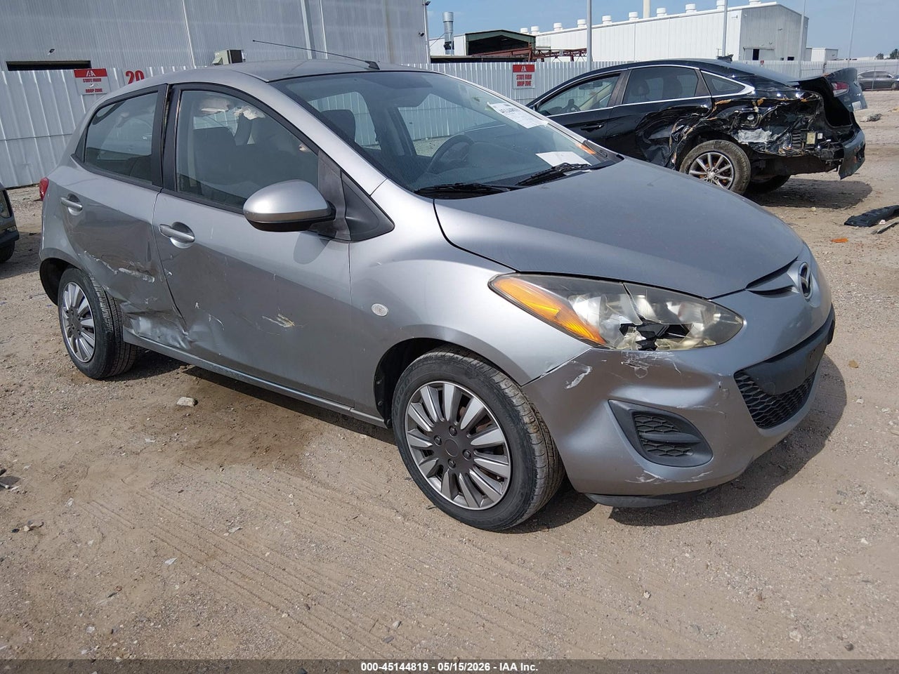 JM1DE1KY8D0****** · 2013 MAZDA MAZDA2 SPORT