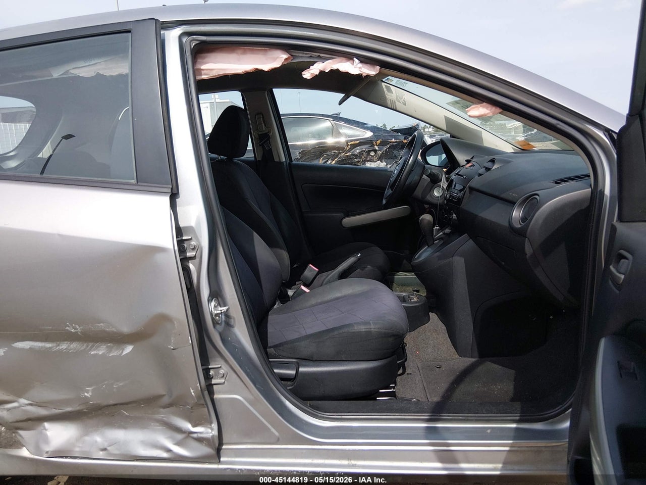 2013 MAZDA MAZDA2 SPORT · 5/11
