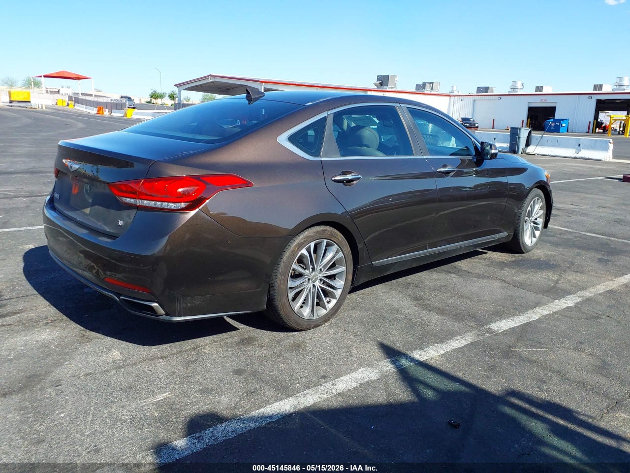 2015 HYUNDAI GENESIS 3.8 · 4/11