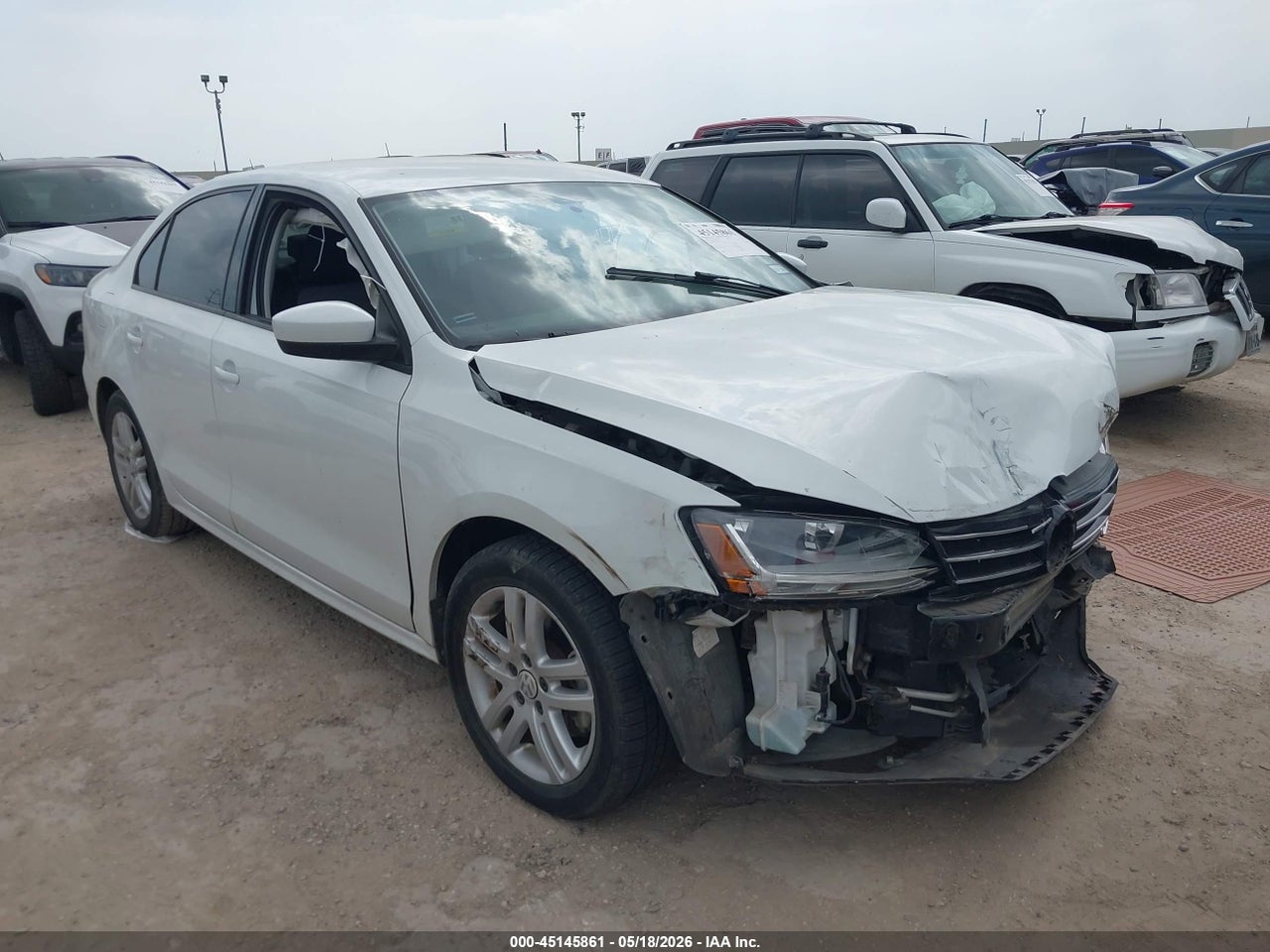 3VW2B7AJ2JM****** · 2018 VOLKSWAGEN JETTA 1.4T S
