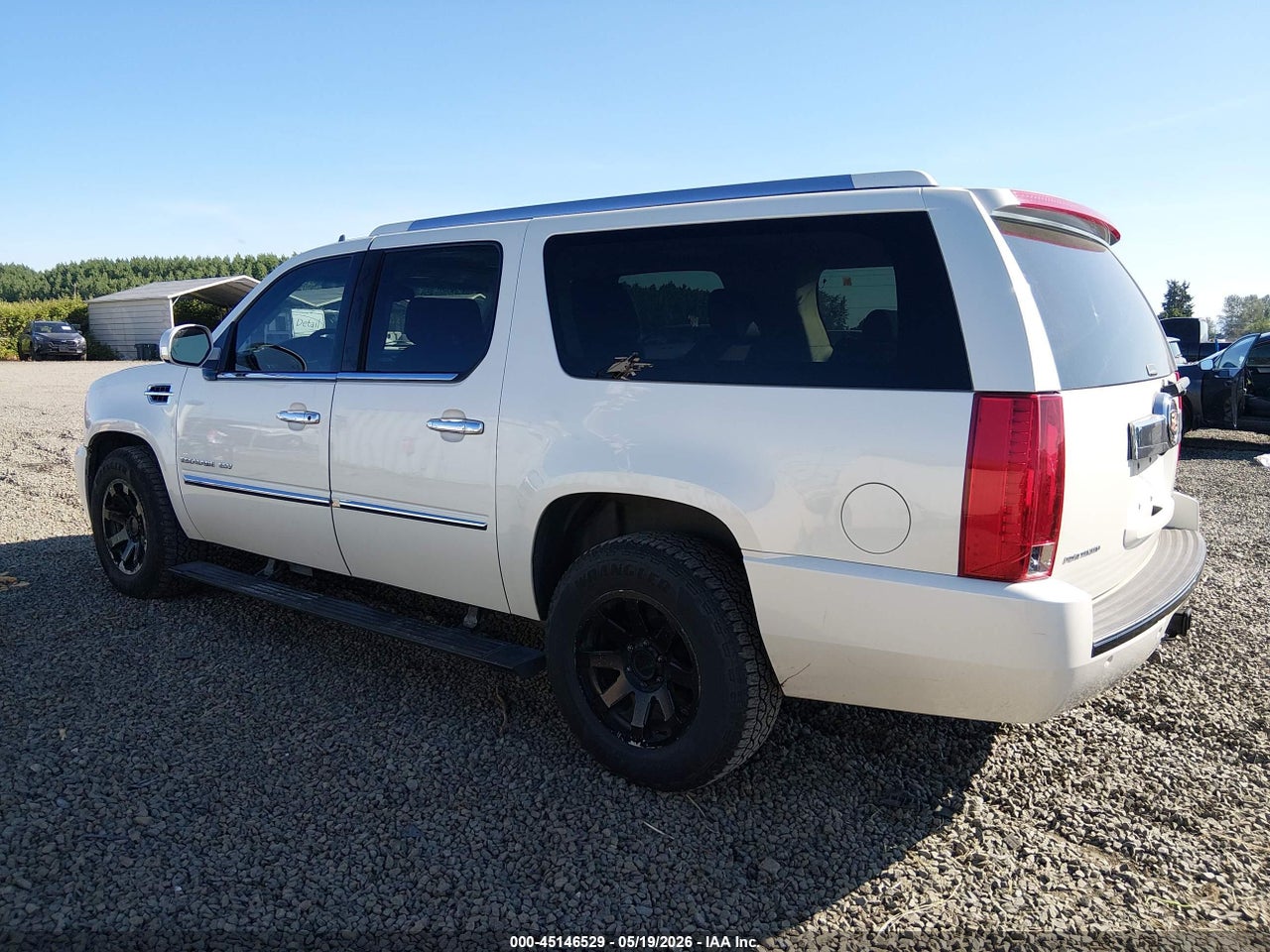 2014 CADILLAC ESCALADE ESV PLATINUM EDITION · 3/11