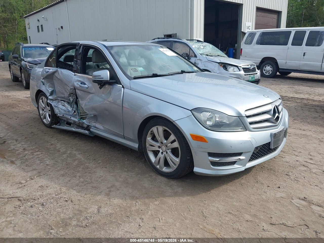 WDDGF8ABXDG****** · 2013 MERCEDES-BENZ C 300 SPORT 4MATIC
