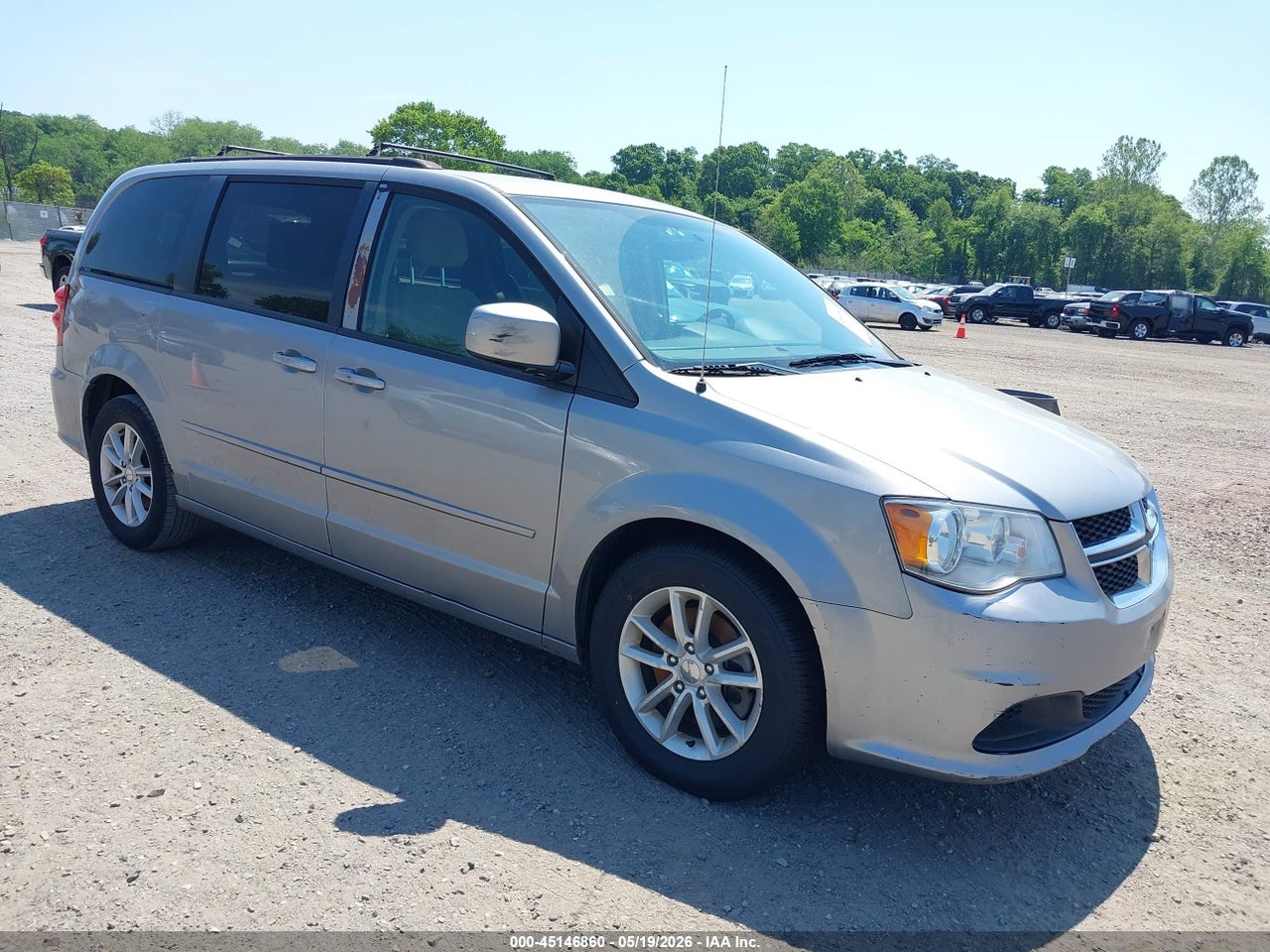 2C4RDGCG2FR****** · 2015 DODGE GRAND CARAVAN SXT