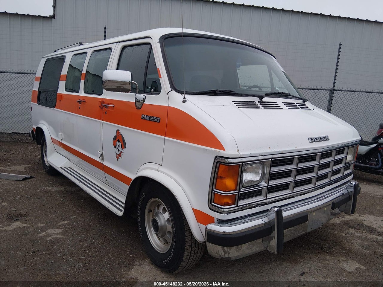 2B6HB21Y5PK****** · 1993 DODGE RAM VAN B250