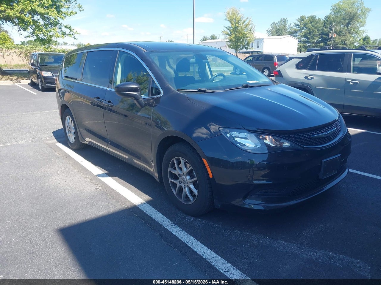 2C4RC1CG5MR****** · 2021 CHRYSLER VOYAGER LX