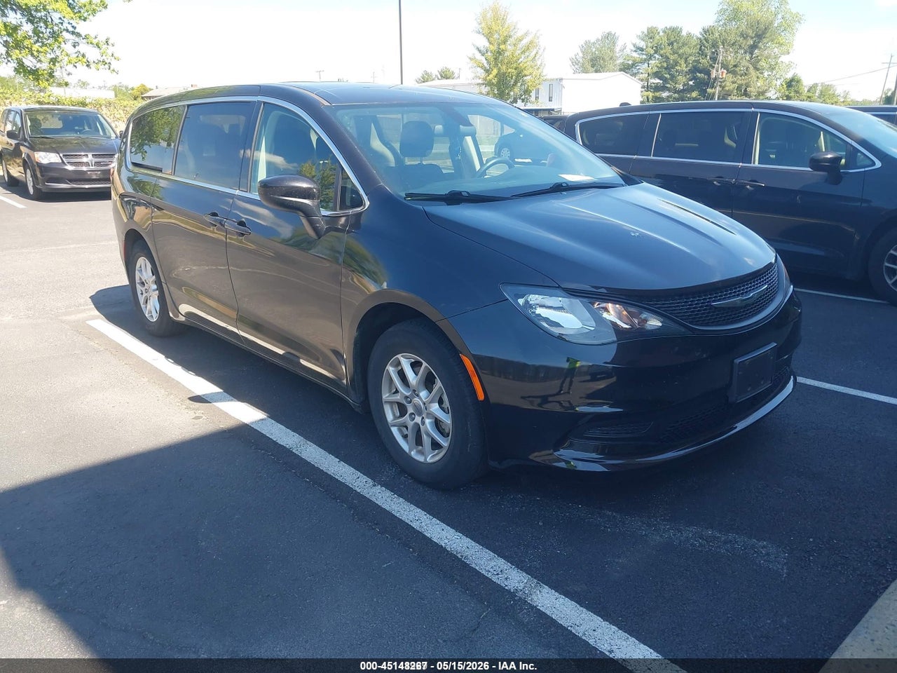 2C4RC1CG9MR****** · 2021 CHRYSLER VOYAGER LX