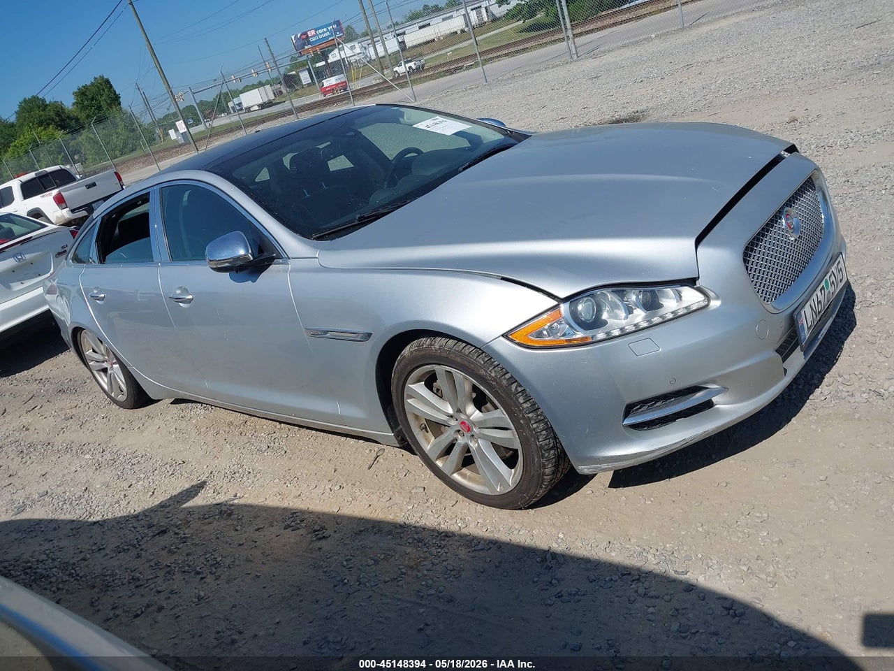 SAJWJ2GD9E8****** · 2014 JAGUAR XJ