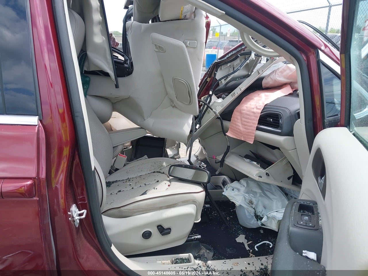 2017 CHRYSLER PACIFICA LIMITED · 5/11