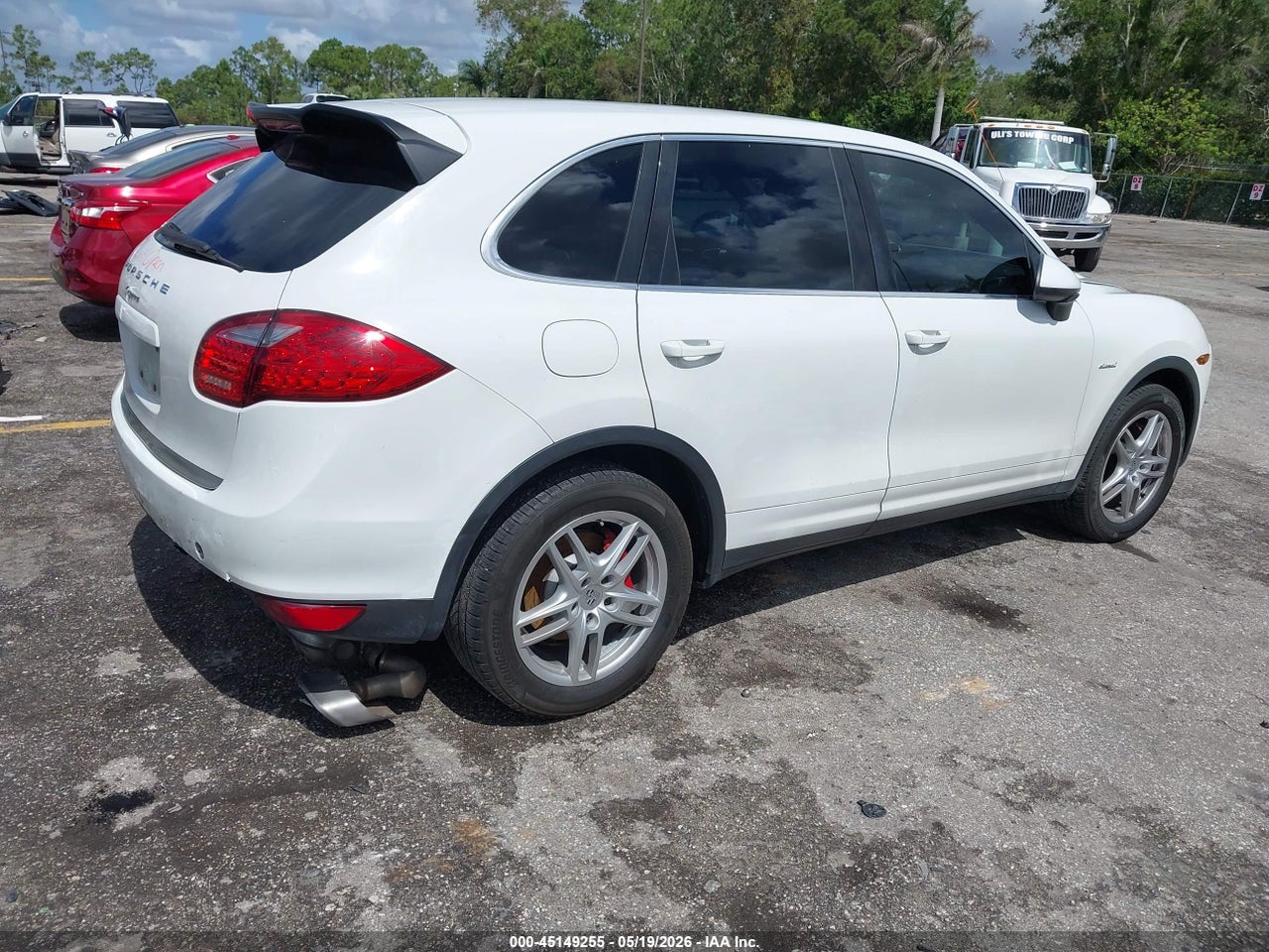 2013 PORSCHE CAYENNE DIESEL · 4/11