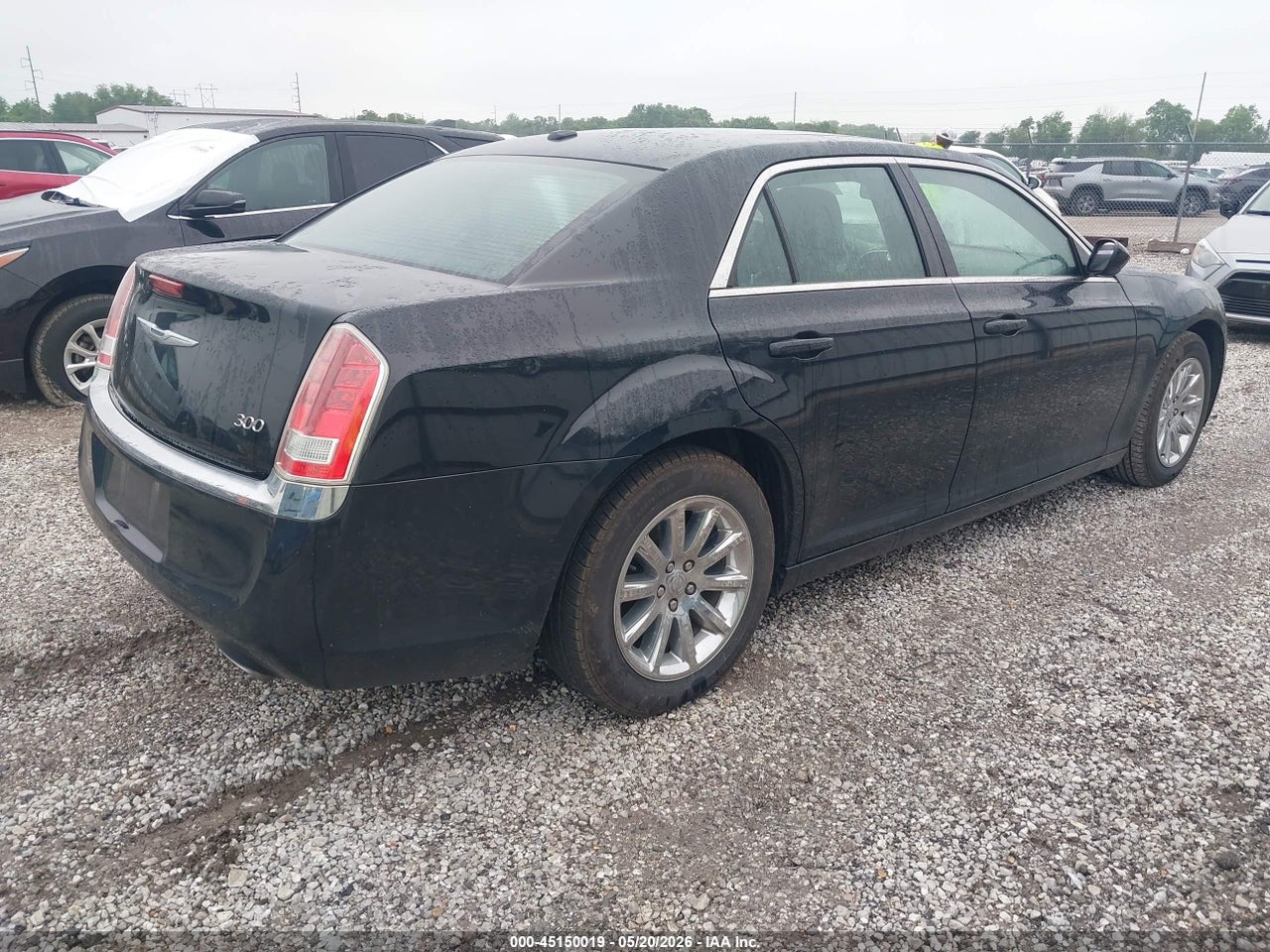 2014 CHRYSLER 300 · 4/11