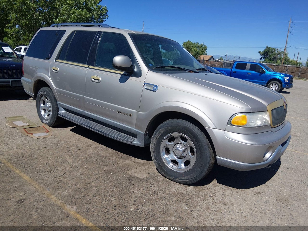 5LMPU28A5YL****** · 2000 LINCOLN NAVIGATOR