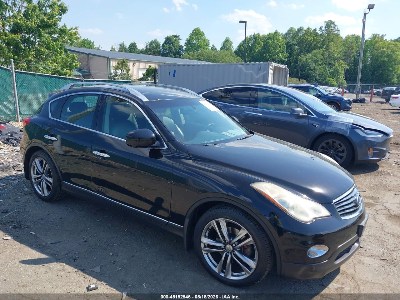 JN1AJ0HR4BM****** · 2011 INFINITI EX35 JOURNEY