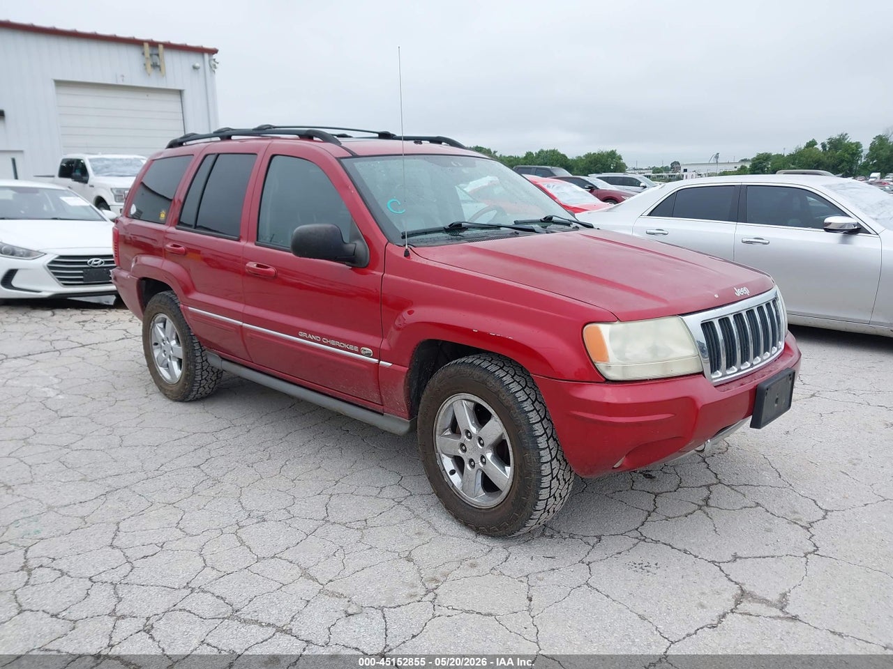 1J8GW68J54C****** · 2004 JEEP GRAND CHEROKEE OVERLAND
