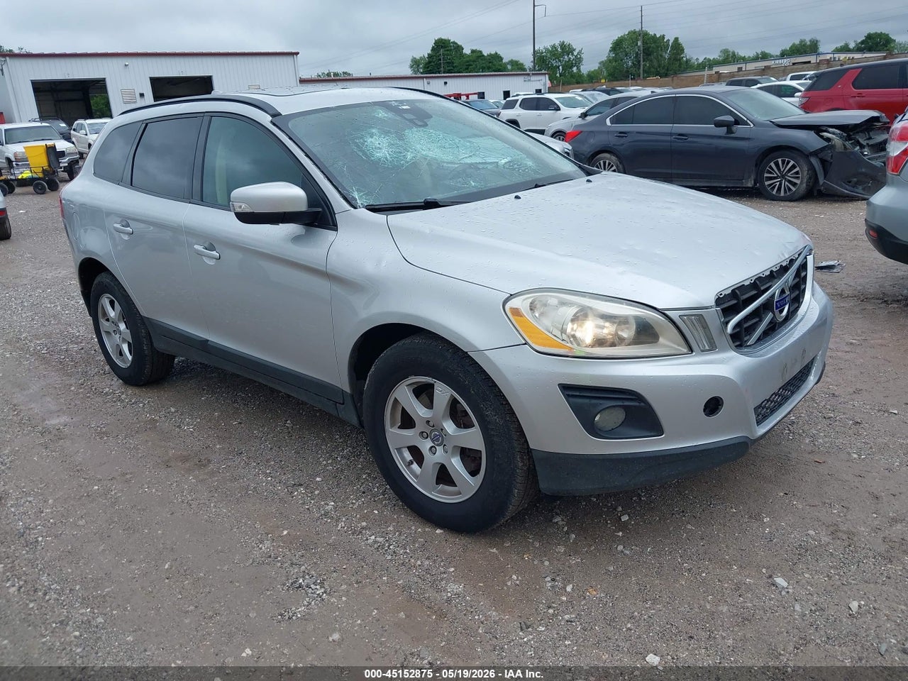 YV4982DL9A2****** · 2010 VOLVO XC60 3.2