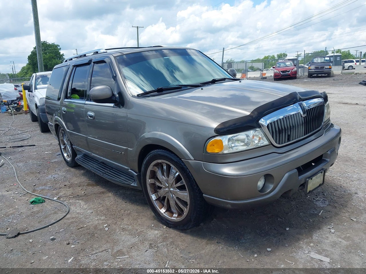5LMEU27R31L****** · 2001 LINCOLN NAVIGATOR