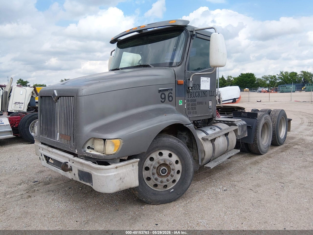 2HSCEAER31C****** · 2001 INTERNATIONAL 9200 9200I