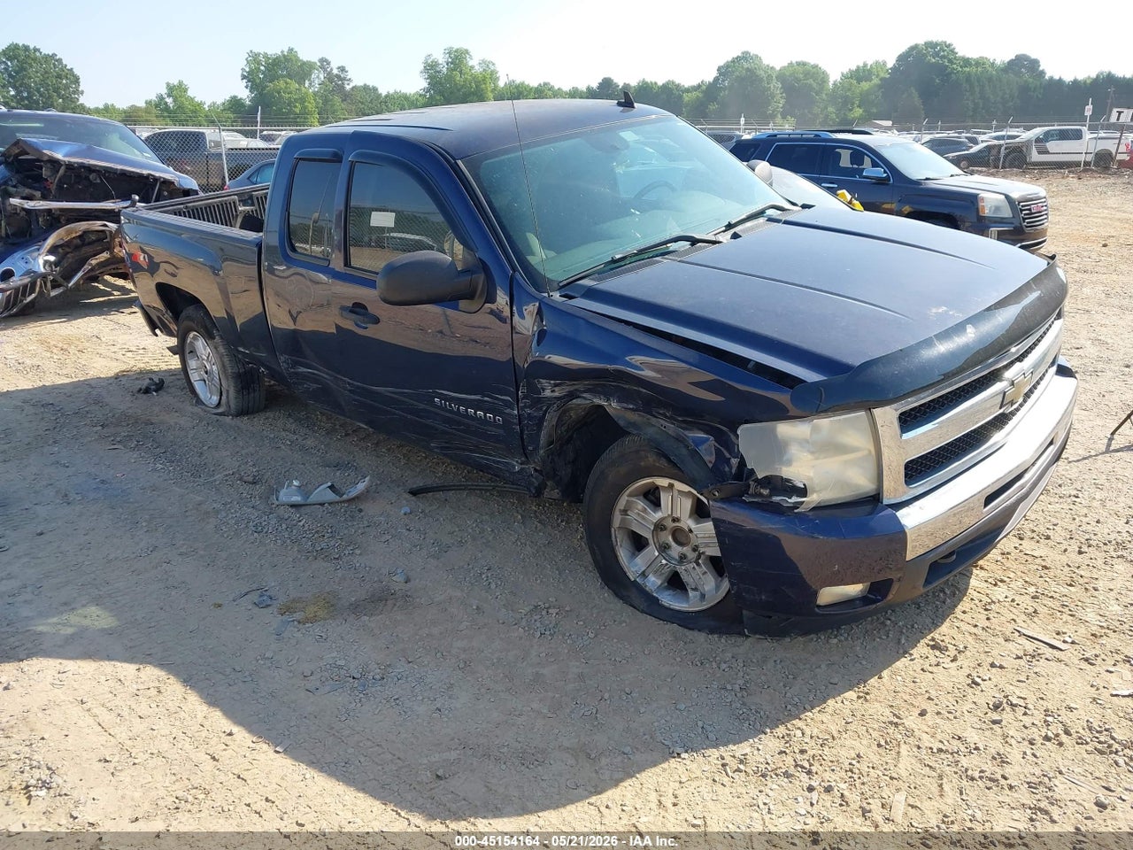 1GCRCSE05BZ****** · 2011 CHEVROLET SILVERADO 1500 LT