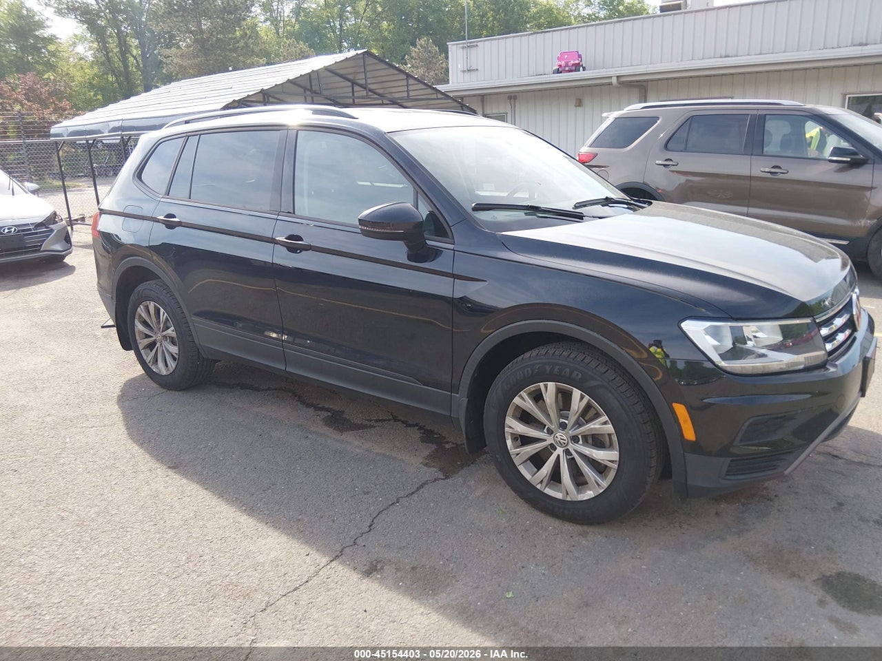 3VV0B7AX2KM****** · 2019 VOLKSWAGEN TIGUAN 2.0T S