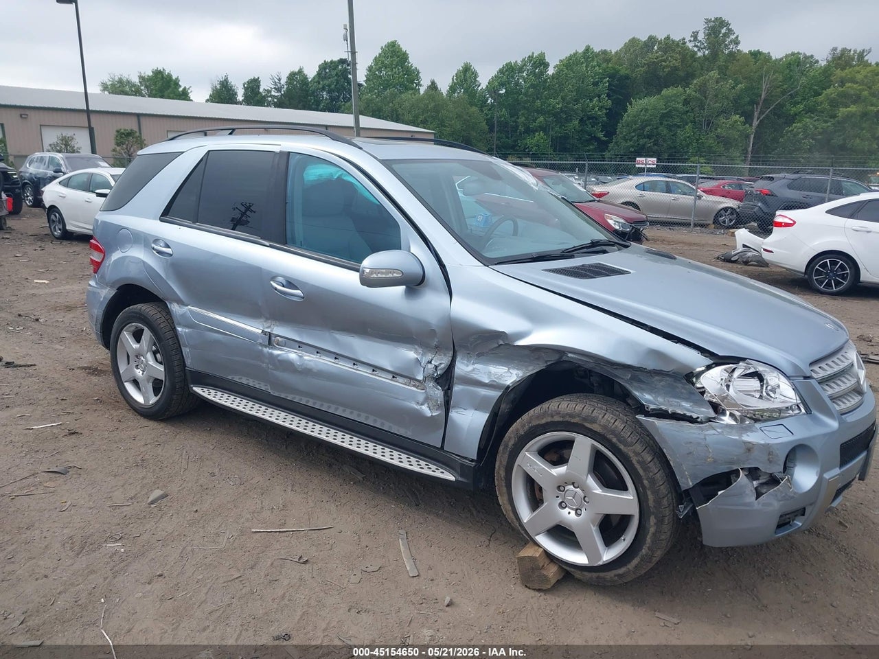 4JGBB72E58A****** · 2008 MERCEDES-BENZ ML 550 4MATIC