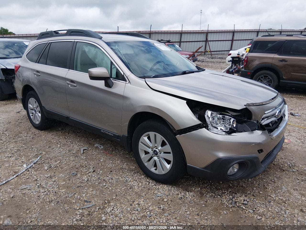 4S4BSBCC9F3****** · 2015 SUBARU OUTBACK 2.5I PREMIUM