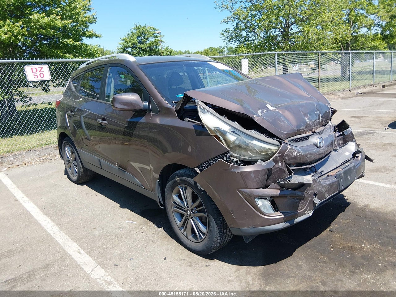 KM8JUCAG1EU****** · 2014 HYUNDAI TUCSON SE