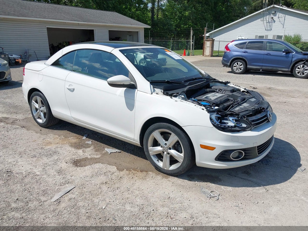 WVWFW7AH1CV****** · 2012 VOLKSWAGEN EOS LUX