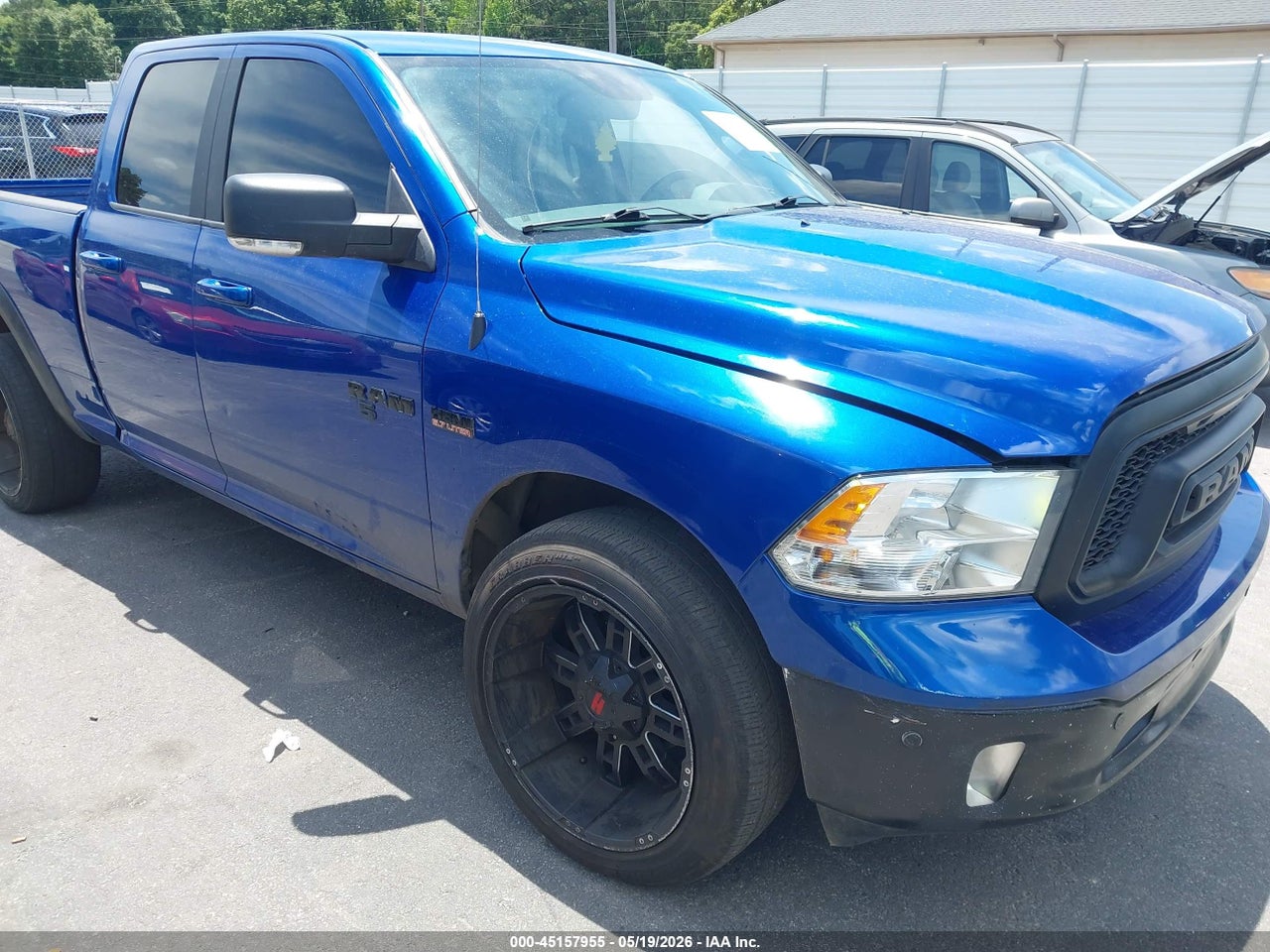 1C6RR7GT2KS****** · 2019 RAM 1500 CLASSIC BIG HORN  4X4 6'4 BOX